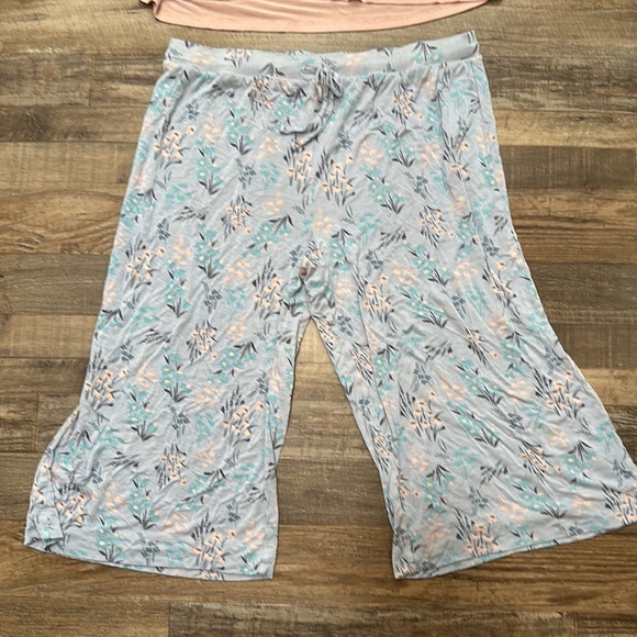 Honeydew • cropped pajama set - Picture 2 of 9